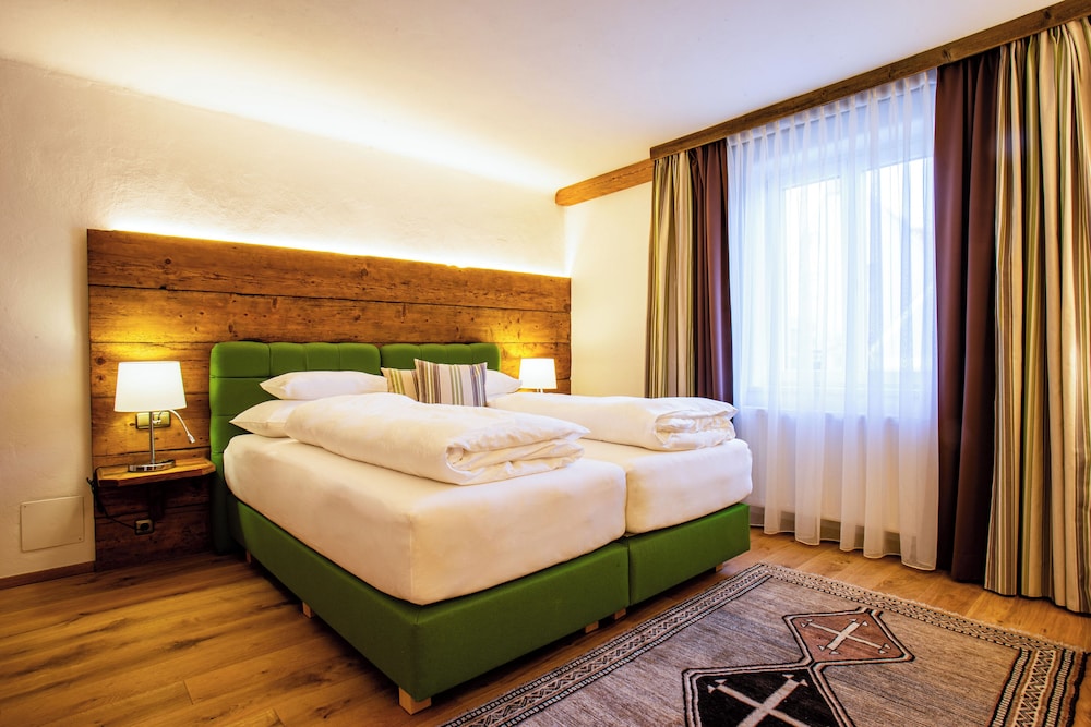 Double or Twin Room photo 3