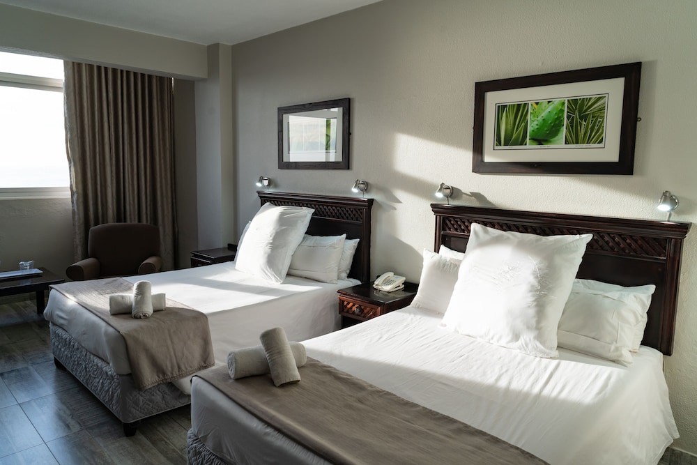 Deluxe Quadruple Room photo 3
