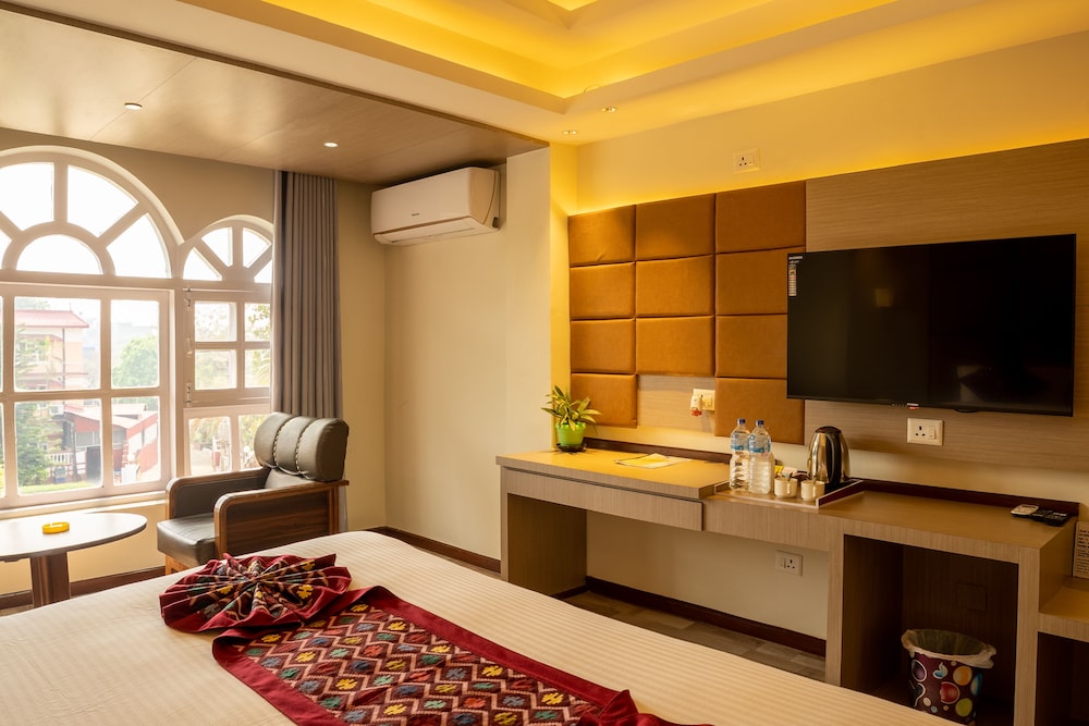 Semi Suite photo 1