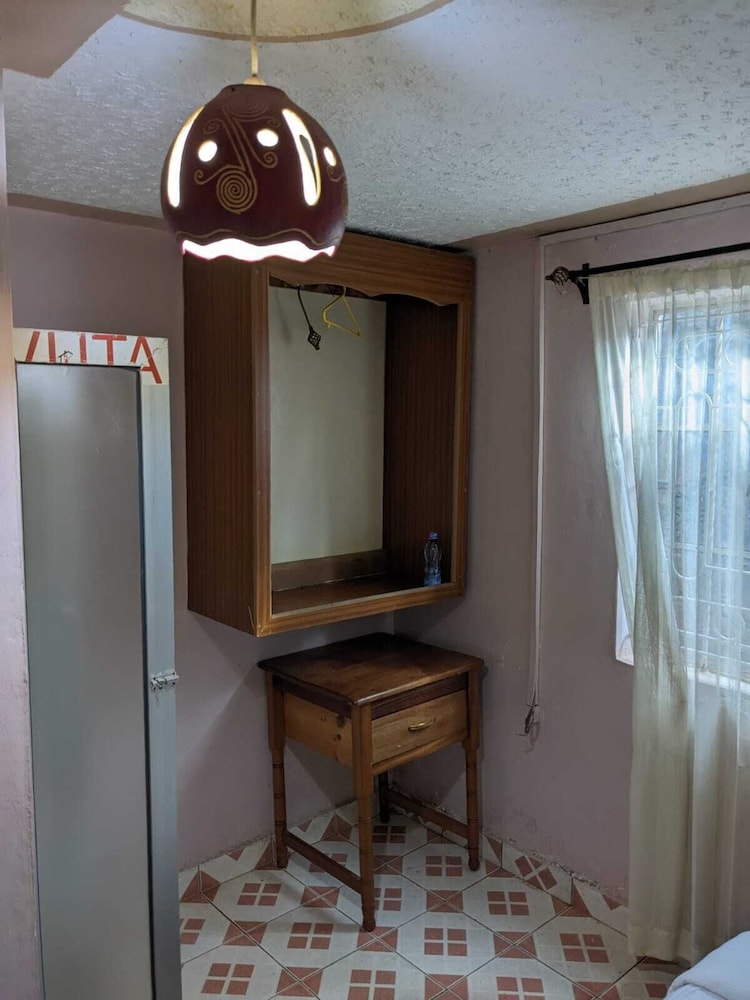 Economy Double Room photo 2