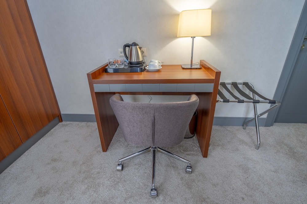 Standard Single Room, 1 Twin Bed, Non Smoking, City View photo 3