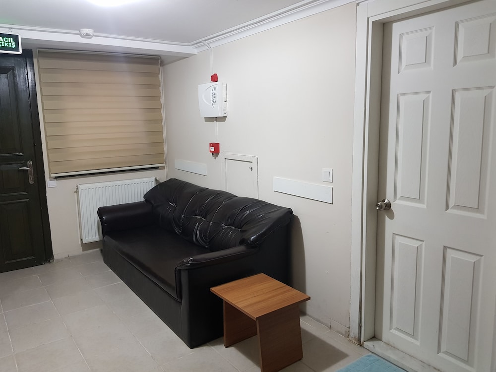 Family Room photo 1
