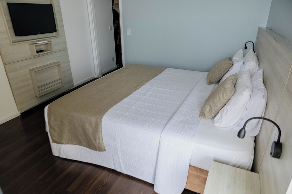 Executive Double Room - Photo 11
