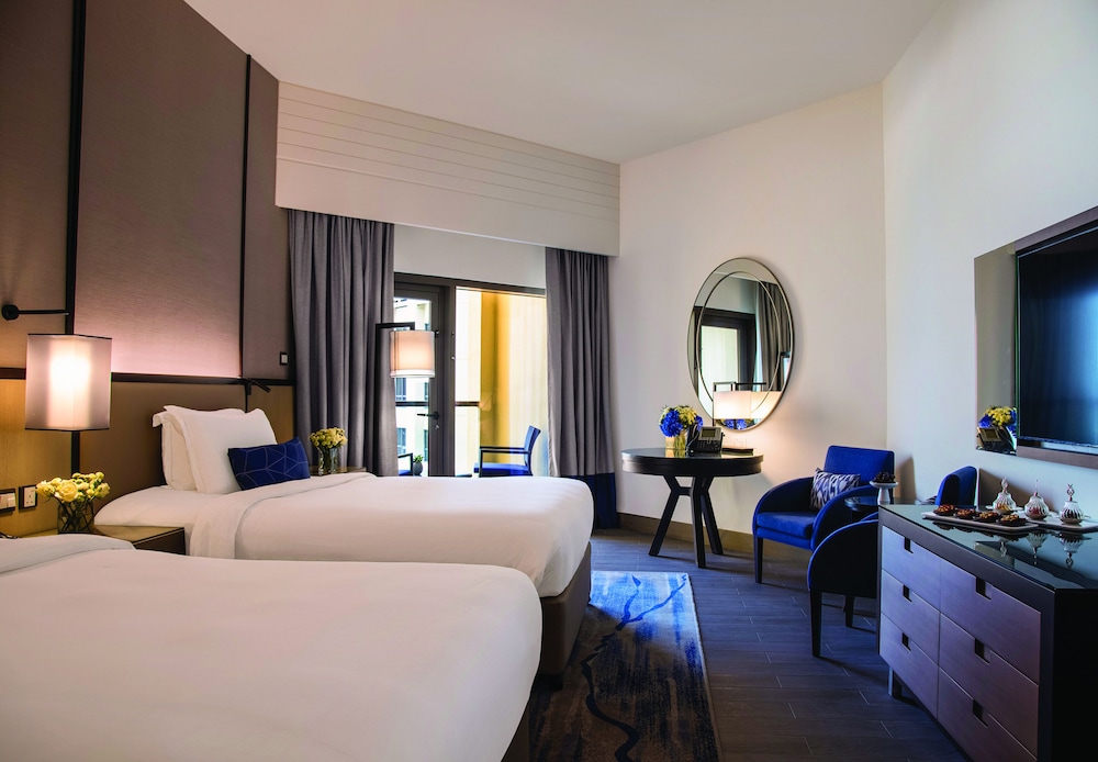 Room, 2 Twin Beds, Balcony, Sea View