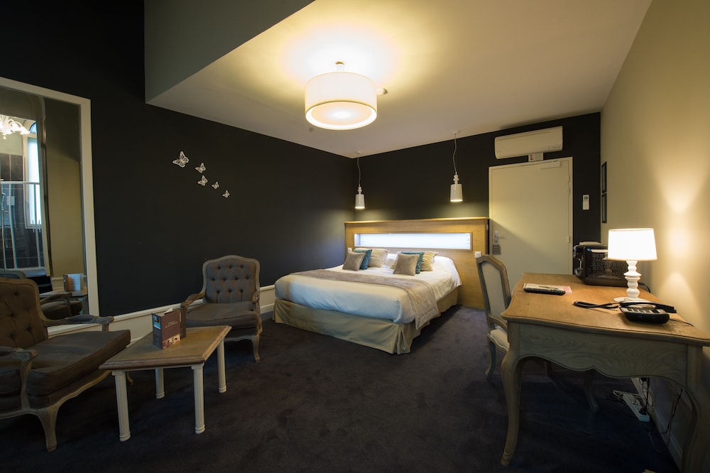 Suite, 1 King Bed (Balneotherapy Castle - Double Suite) - Photo 3