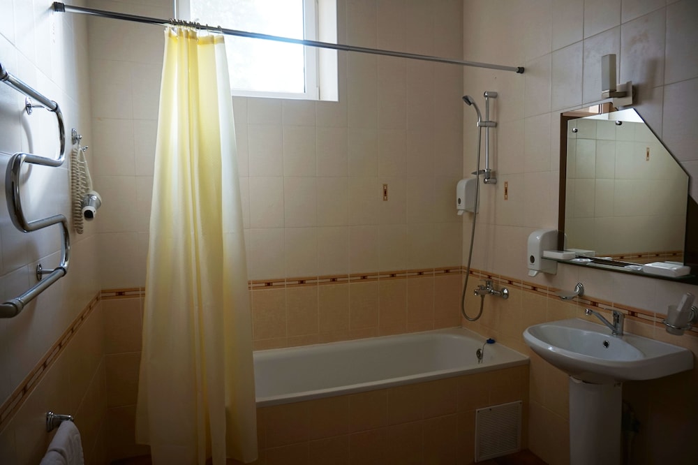 Standard Double Room with Treatment photo 3