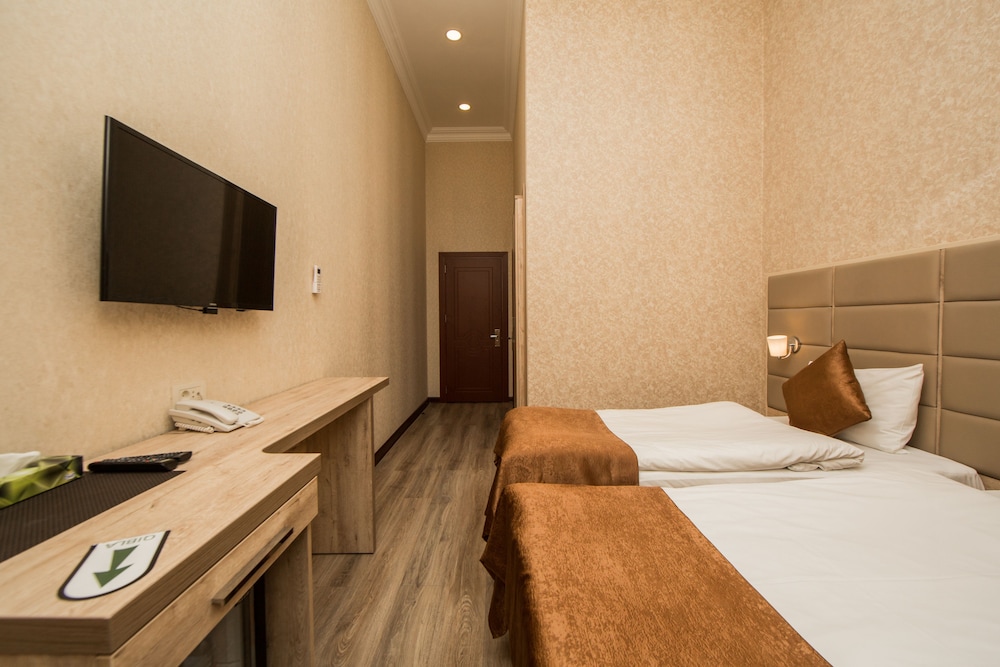 Standard Twin Room, 1 Bedroom photo 3