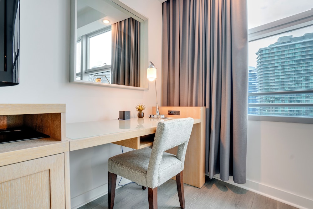Family Condo, City View photo 2