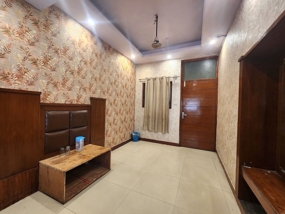 Economy Single Room