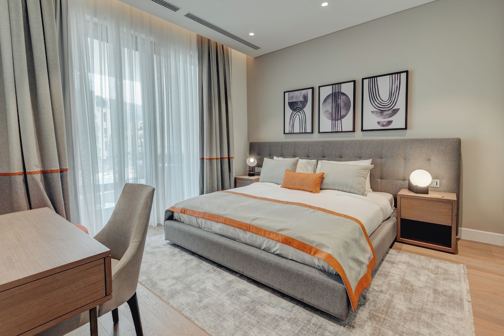 Room, 1 King Bed, Accessible (1 Bedroom - Mimosa Suite)
