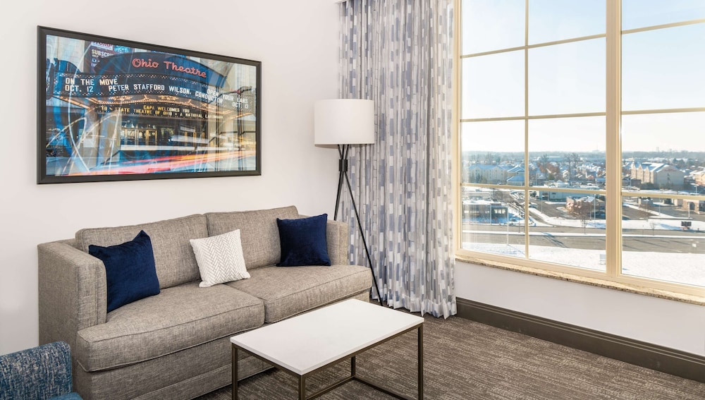Executive Parlor Suite, 1 King & 1 Sofa bed, Business Lounge Access, Accessible (Hearing) - Photo 1