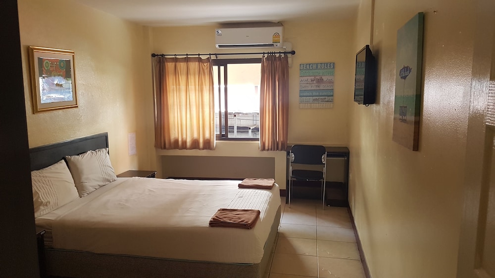 room photo