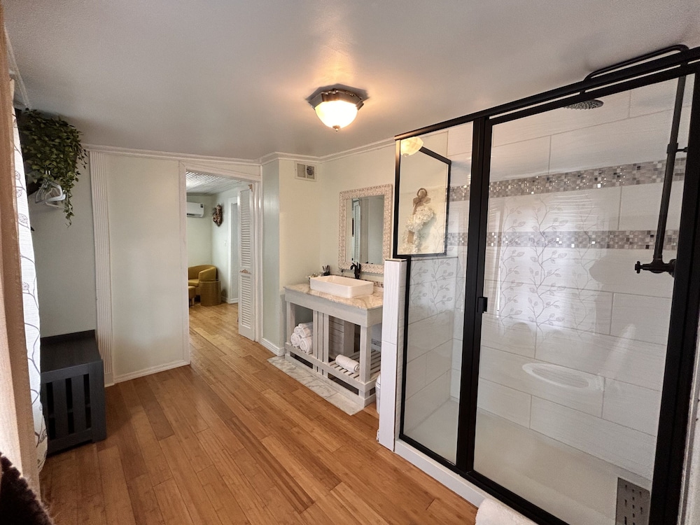 Design Suite, Ensuite, Garden View (Grand Suite with Sofa Bed)