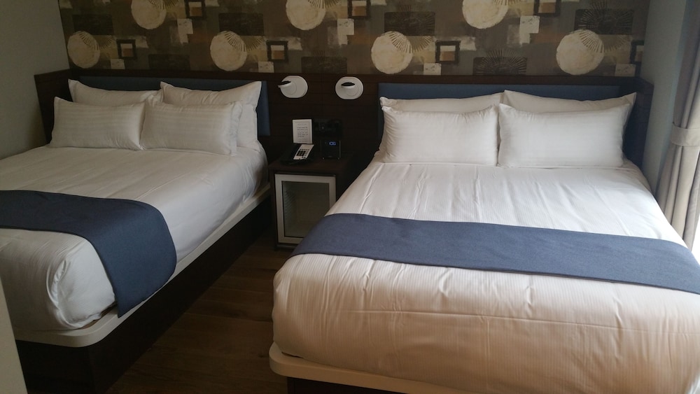 Double Room, 2 Double Beds, Courtyard View