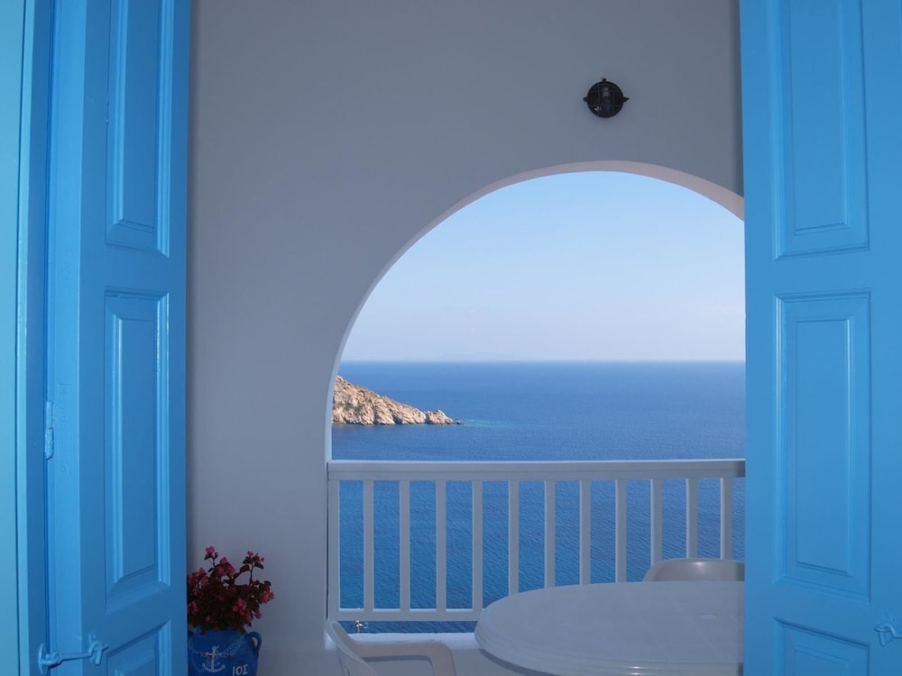 Triple Room, Sea View photo 2