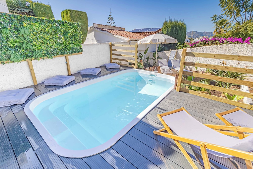 Villa (2 Bedrooms)
