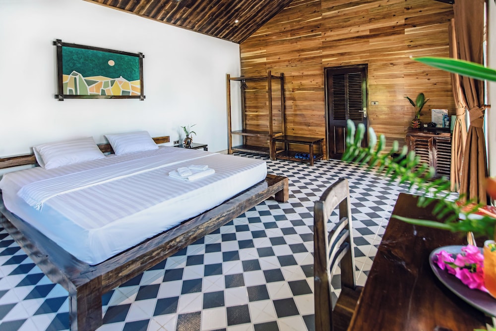 Romantic Double Room, Courtyard View
