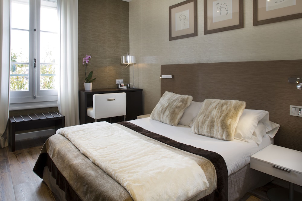 Classic Double or Twin Room photo 1