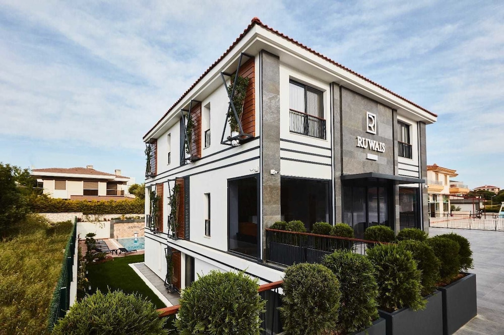 Comfort Room, 1 Bedroom, Garden View