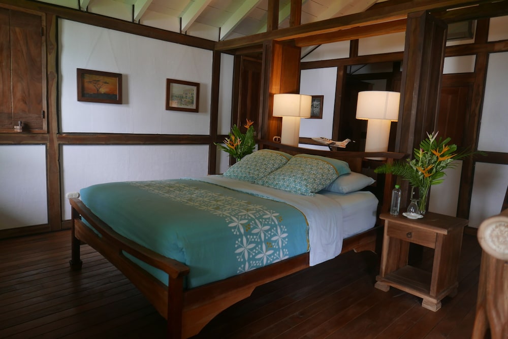 Classic Double Room, 1 Queen Bed, Ocean View (Vietnam) photo 1