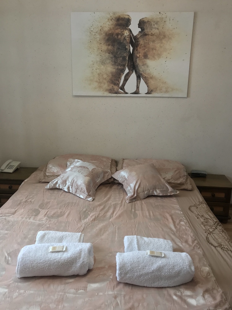 Standard Double Or Twin Room, Non Smoking, Garden View photo 1