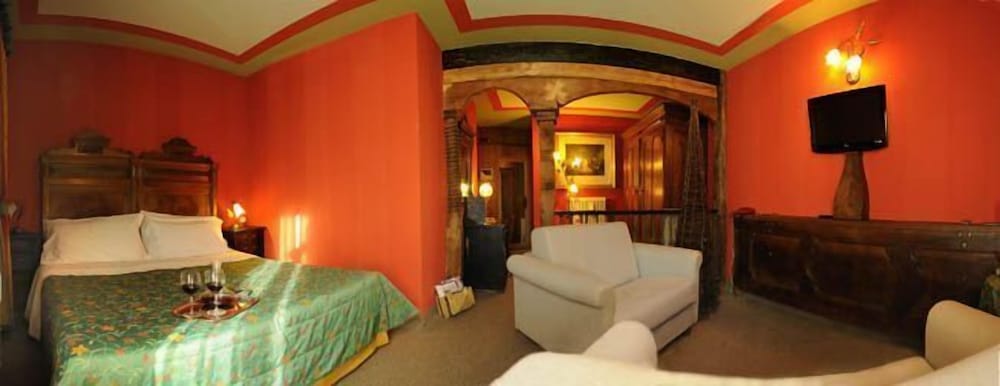 Suite - Photo 4