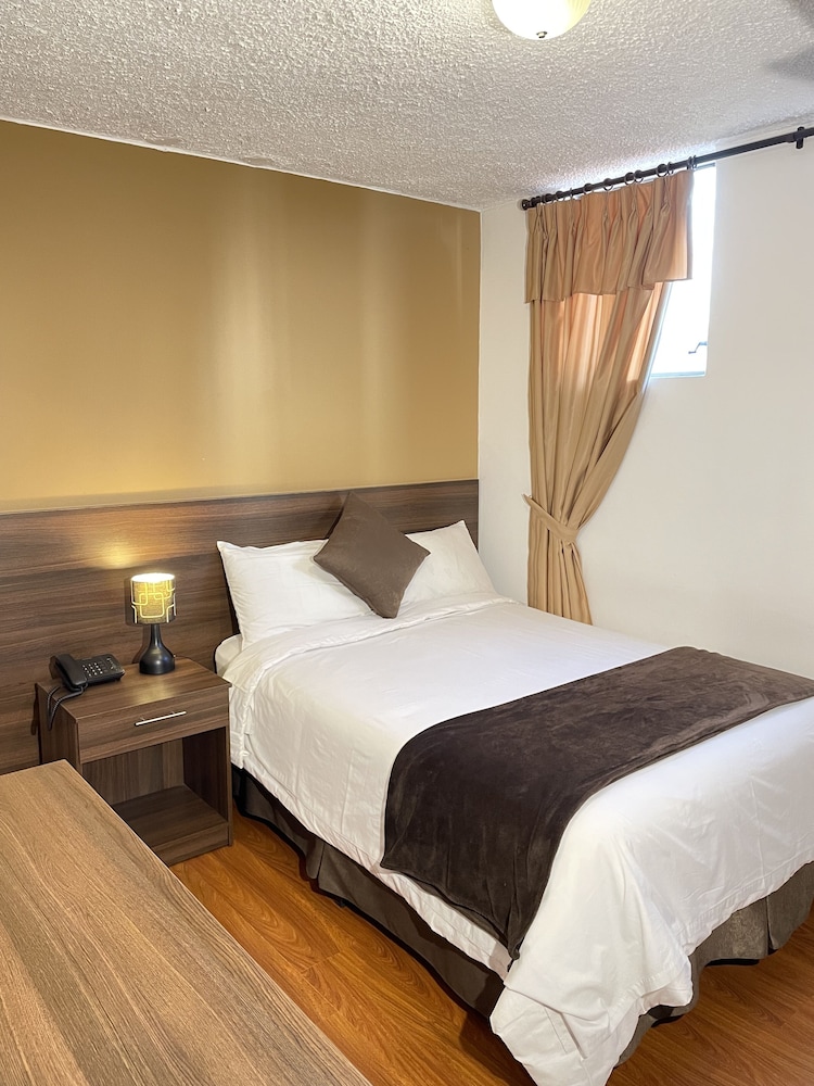 Standard Room photo 1