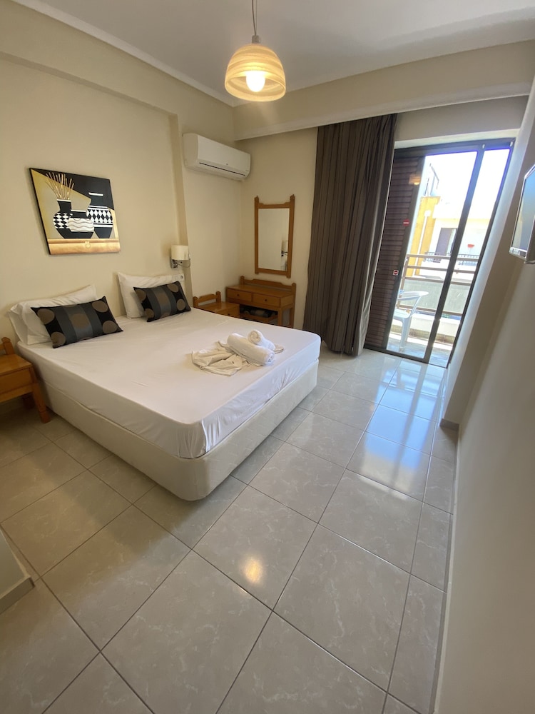 Deluxe Double Room, 1 Queen Bed, Balcony