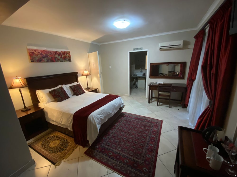 Luxury Room - Photo 7