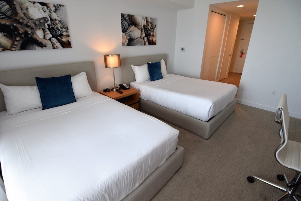 Condo (BW-2606B)