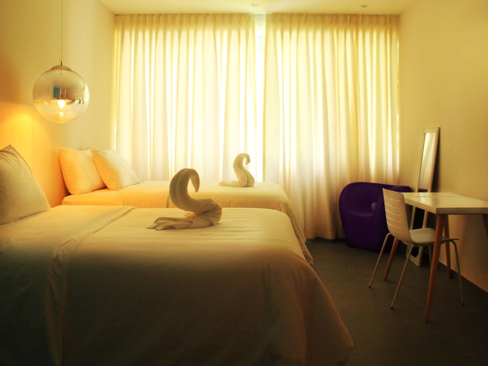 Twin Room, 2 Twin Beds photo 3