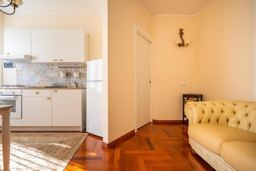 Family Apartment, 1 Bedroom (Romantic Apartment With Hot Tub)