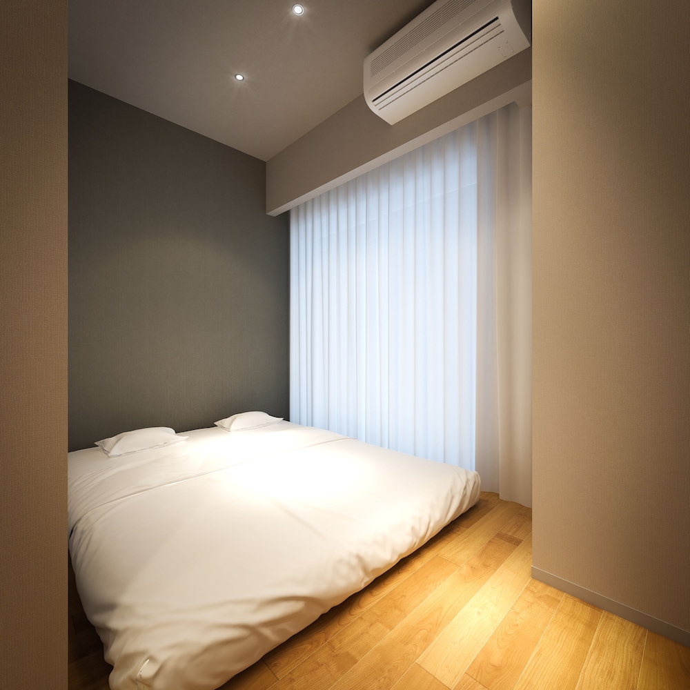 Basic Double Room, 1 Double Bed, Non Smoking, Private Bathroom photo 3