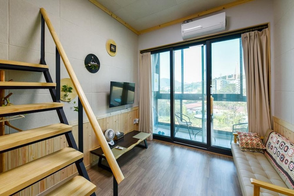 Basic Room, 1 Bedroom (203) photo 1