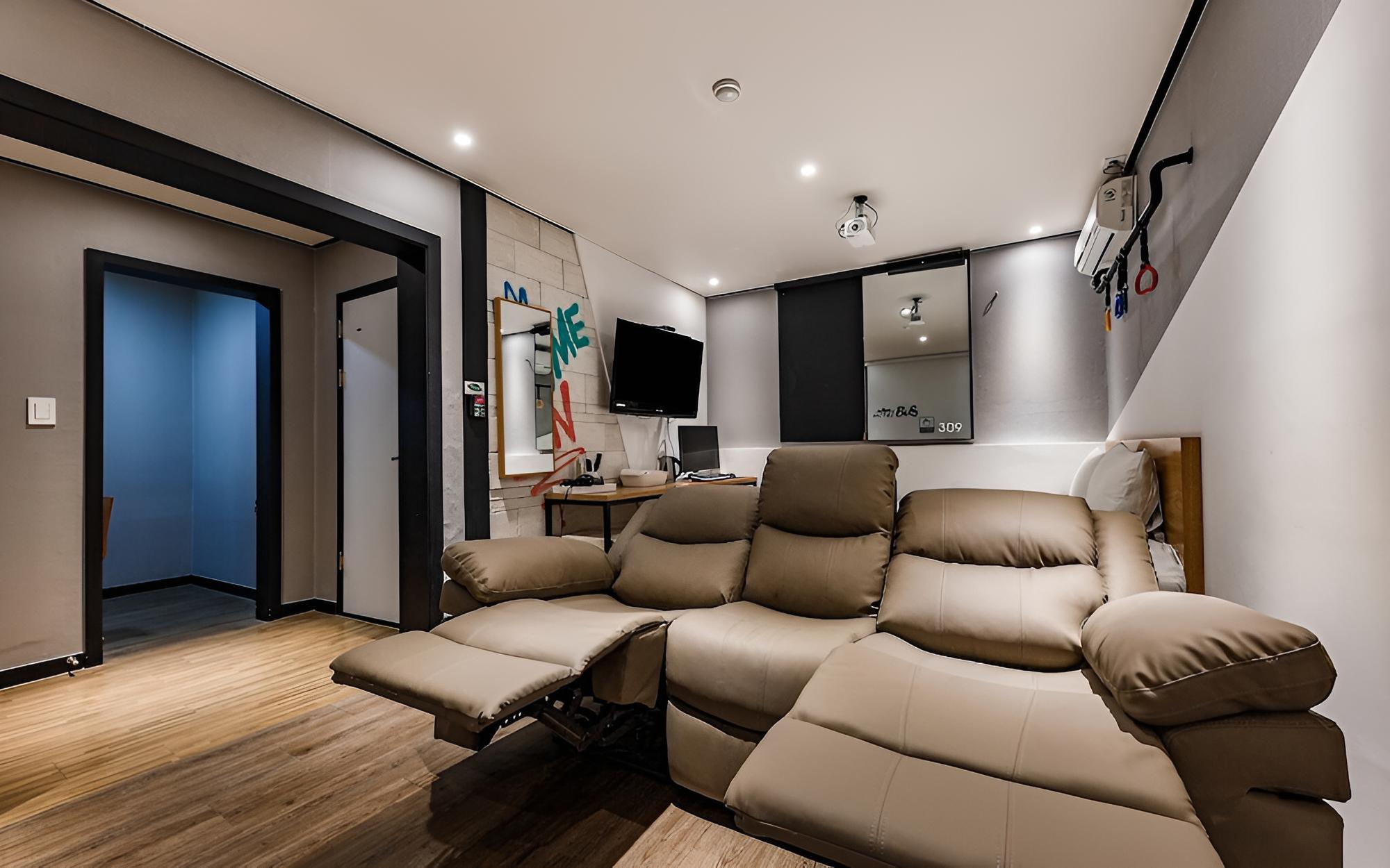 Room (Vip Cine Marum - Netflix (screen Netf) photo 1