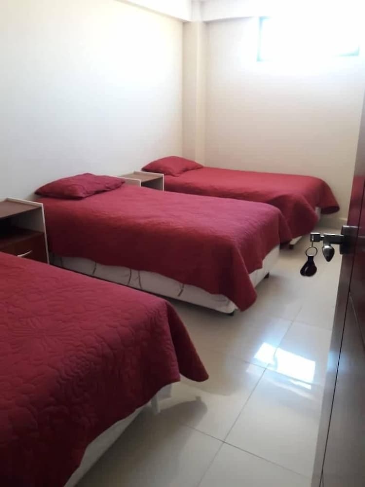 Classic Triple Room, City View photo 3
