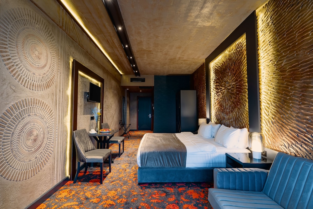 Deluxe Double or Twin Room, Sea View - Photo 7