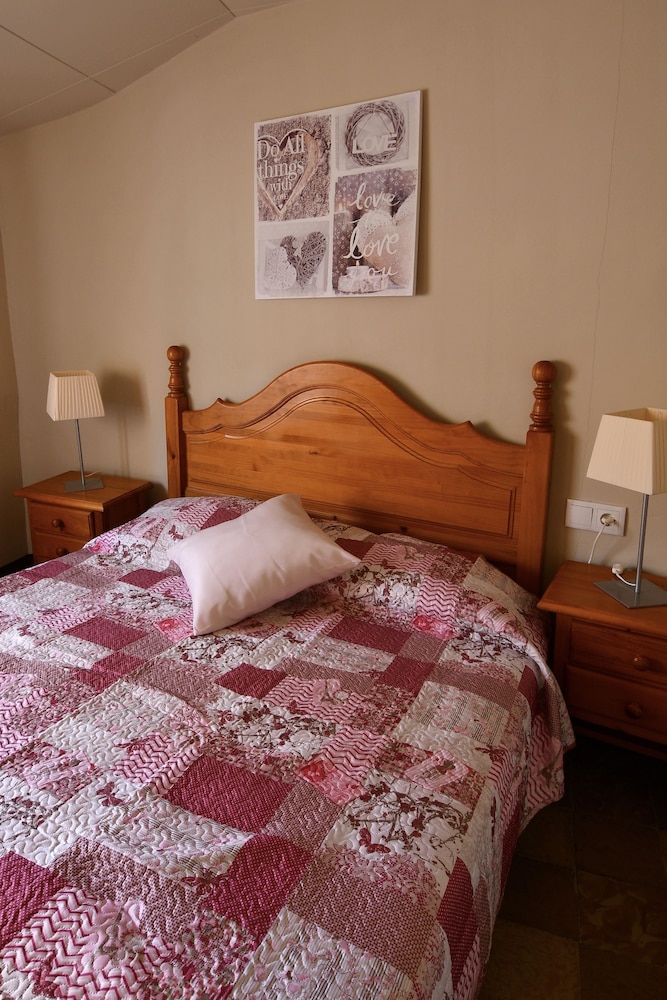 House, 4 Bedrooms photo 3