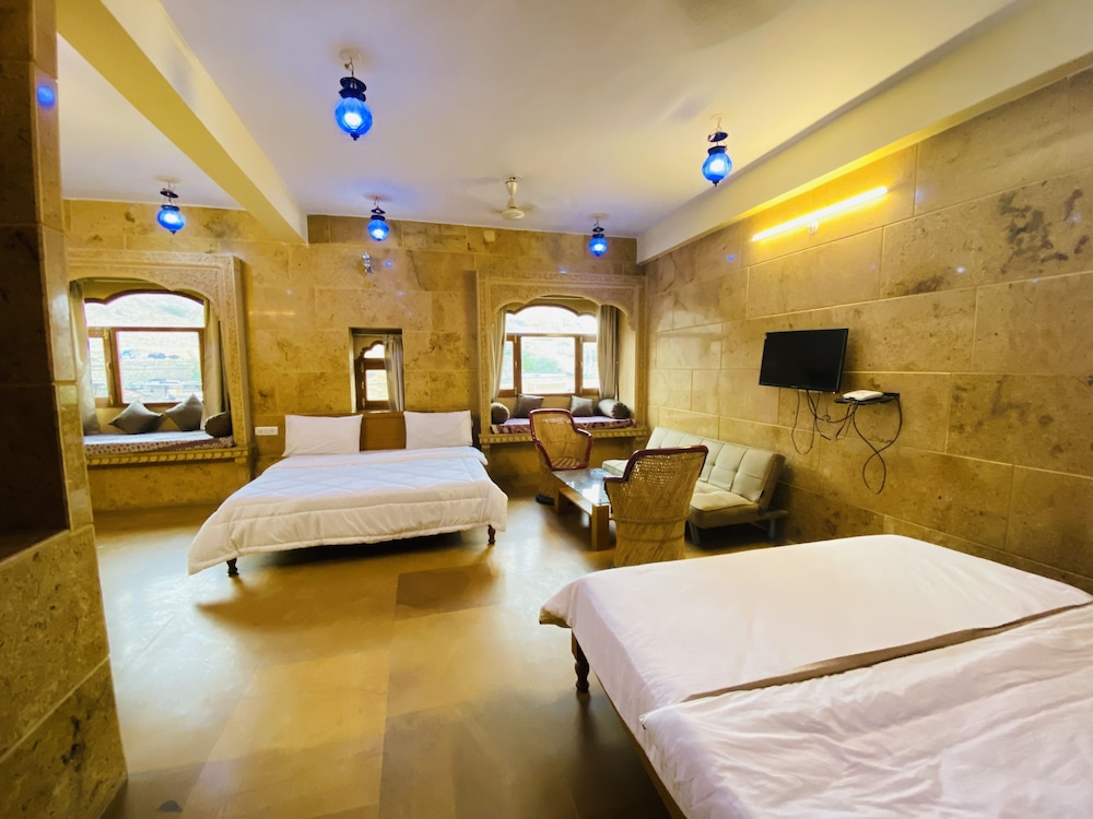 Double Bed Balcony Fort View Room
