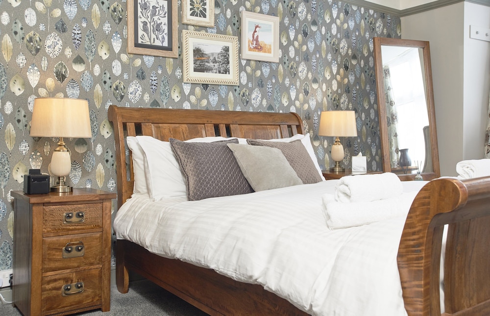 Room, 1 King Bed (Feature) - Photo 2
