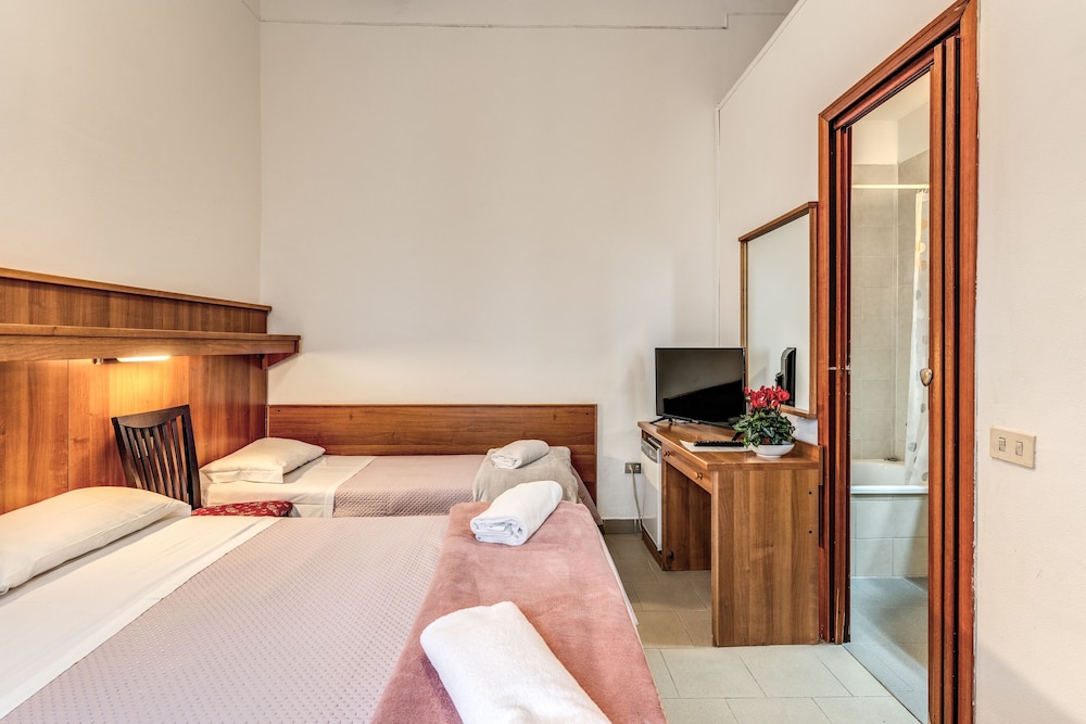 Classic Triple Room
