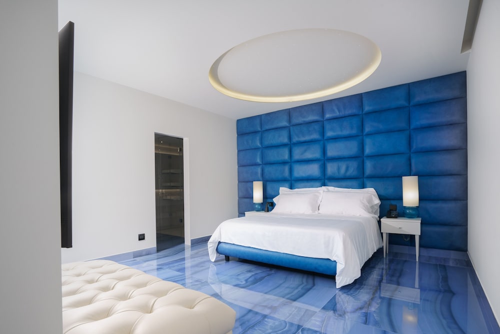 Suite 955 photo 3
