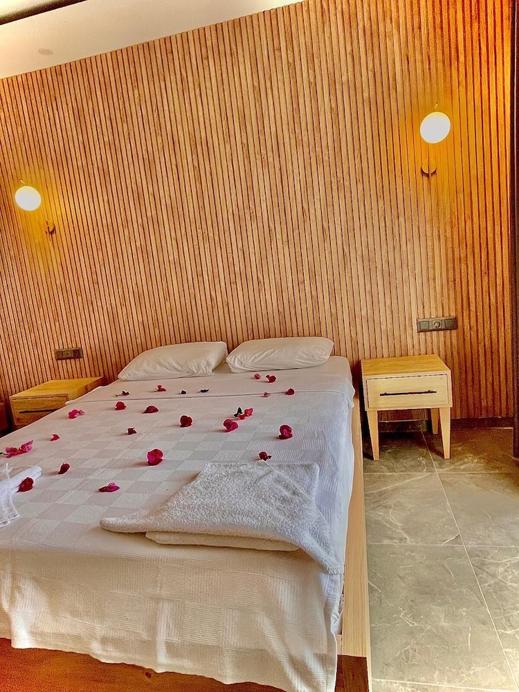 Standard Double Room Single Use
