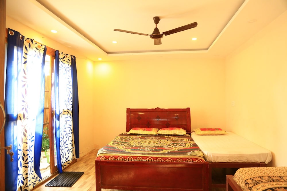 Deluxe Double Room photo 2