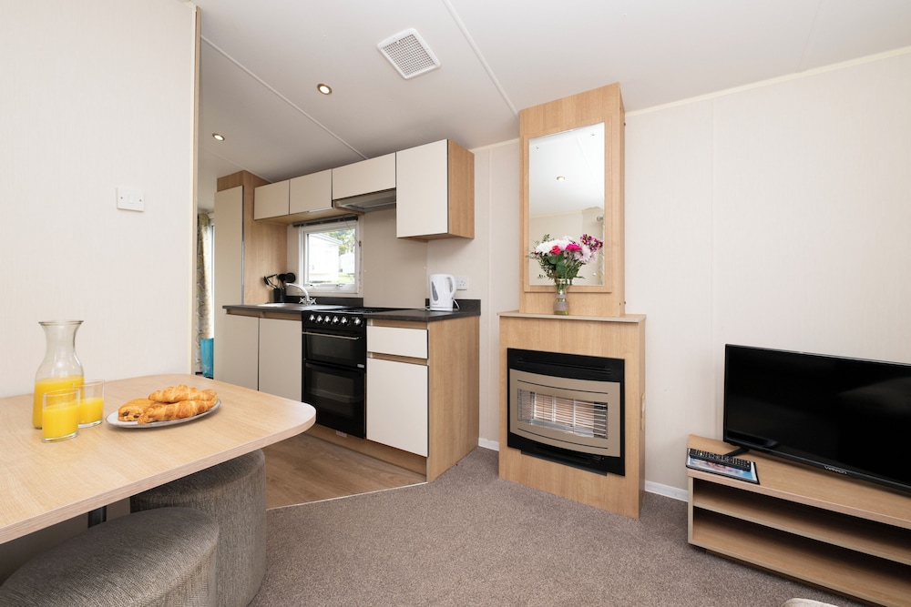 Mobile Home (Sunking) photo 3