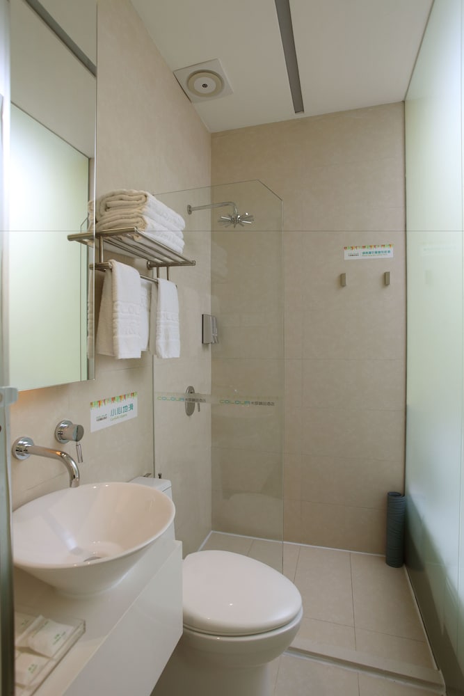 Economy Room photo 3