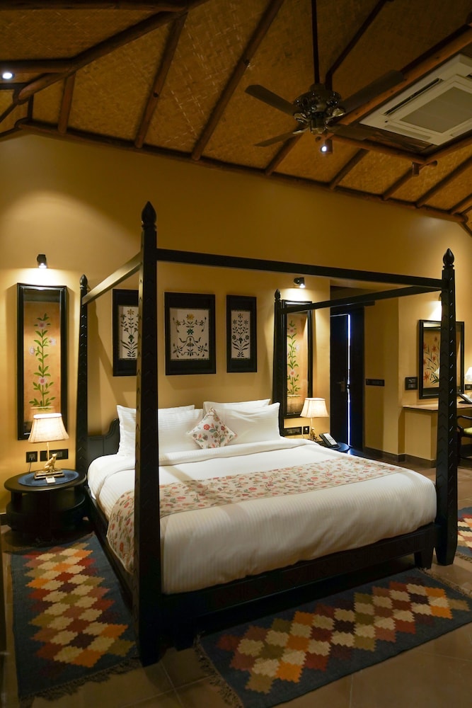 Legacy Suite with King Bed