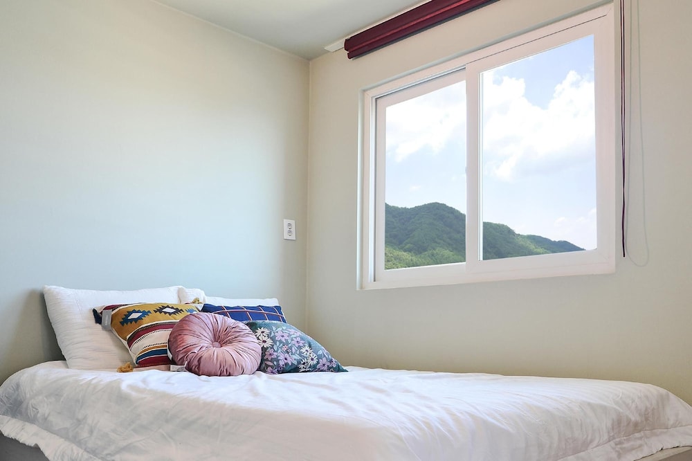 Basic Room, 1 Bedroom (Superman (1F/Private BBQ)) - Photo 4