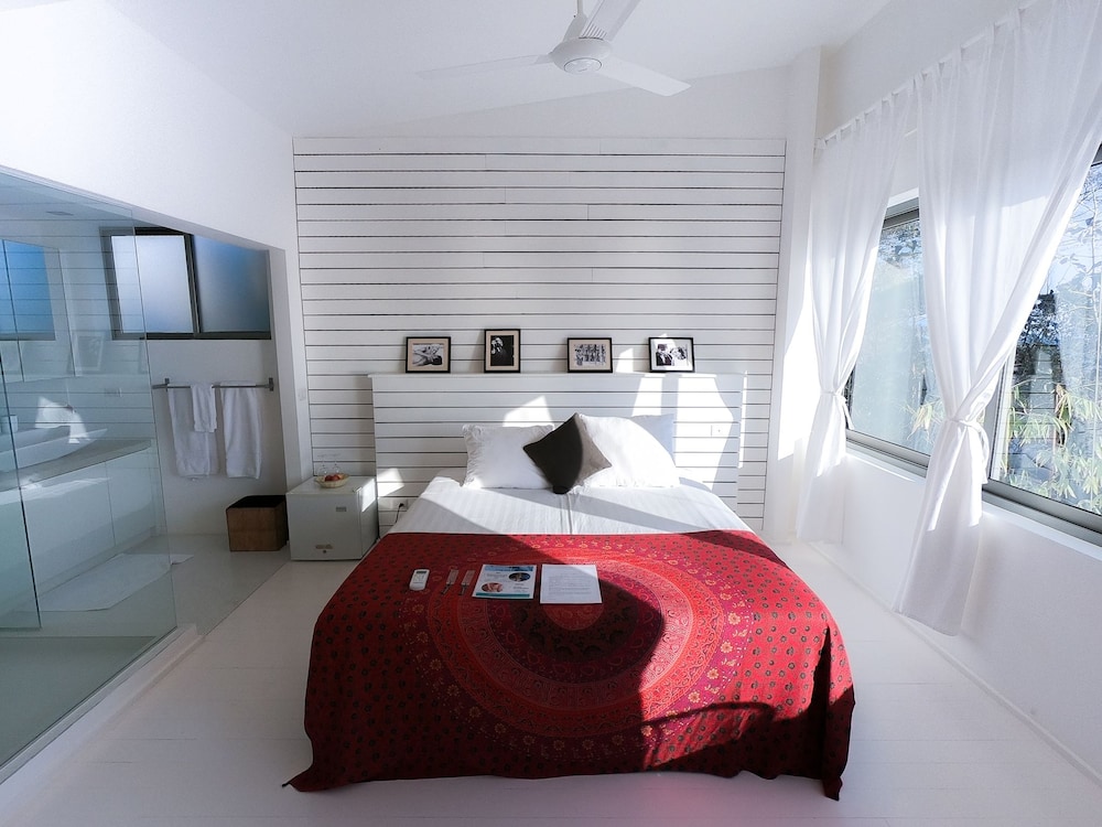 Deluxe Double Room, Ocean View photo 2