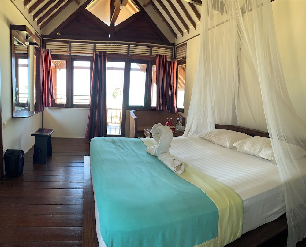 Deluxe Bungalow